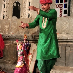 Rajasthani Puppet Show @Dharohar Dance show at Bagore ki Haveli In Udaipur (1)